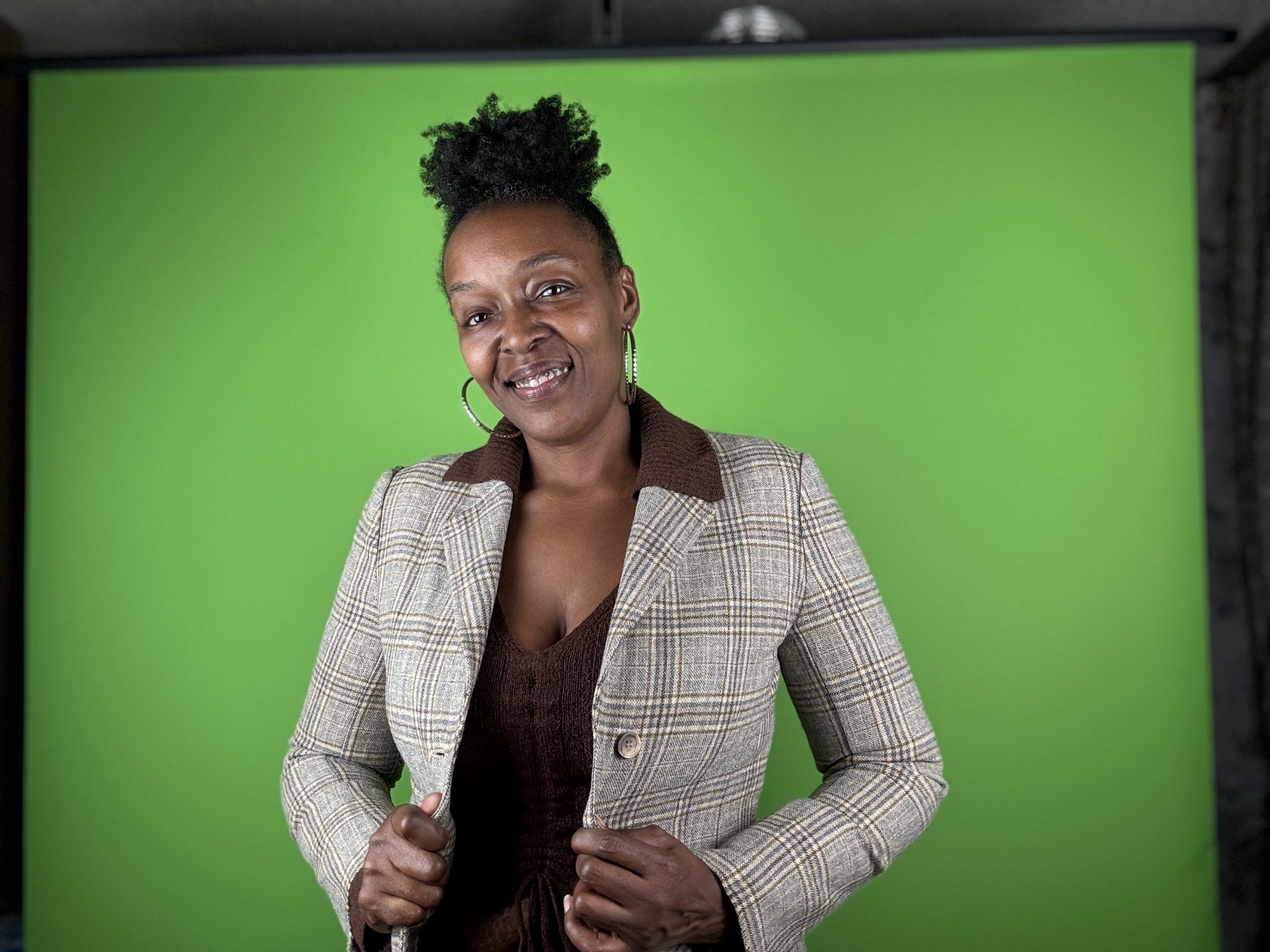 Ellaray Waller - Client Relations